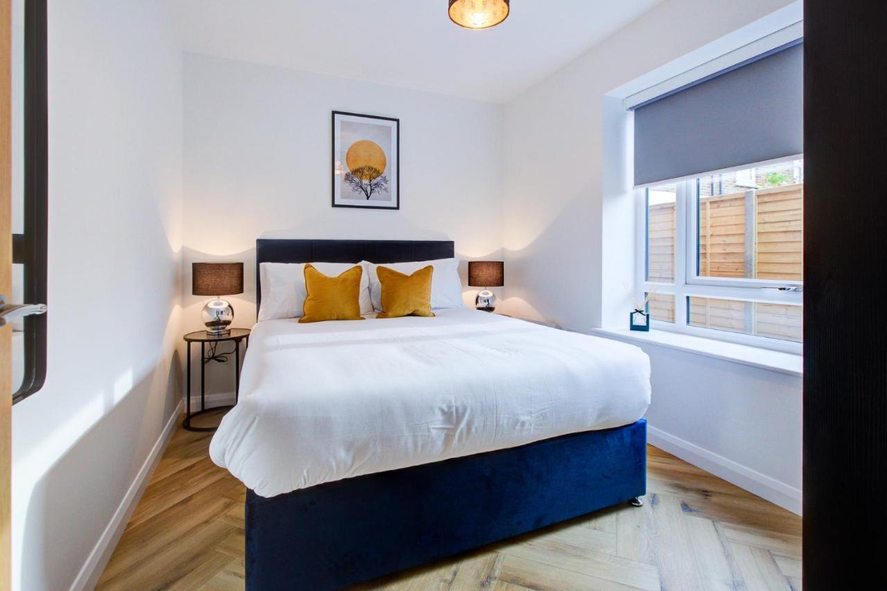 Hybrid Resi - Mitcham Close To Tooting And Wimbledon מראה חיצוני תמונה