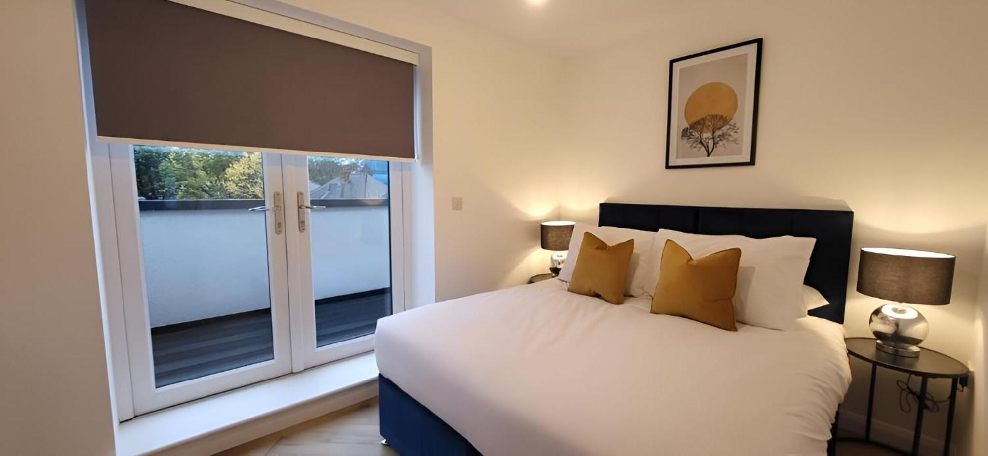 Hybrid Resi - Mitcham Close To Tooting And Wimbledon מראה חיצוני תמונה