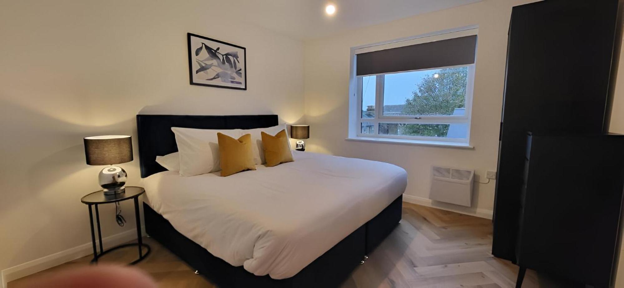 Hybrid Resi - Mitcham Close To Tooting And Wimbledon מראה חיצוני תמונה
